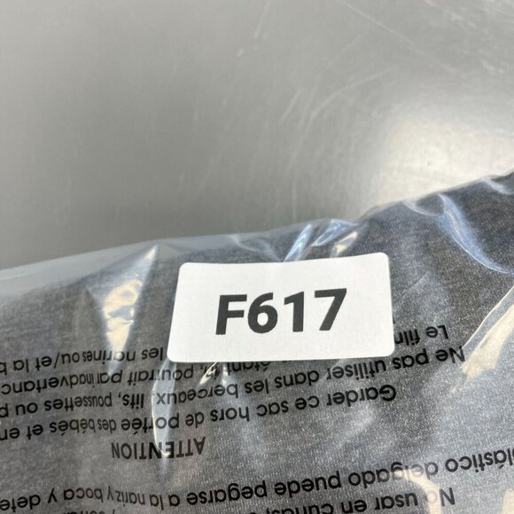 NEW Lands' End Men's M Stretch Polyester Classic Fit Dark Gray T-Shirt - Picture 7 of 7